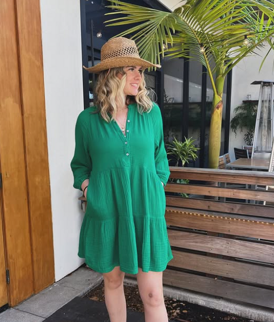Vestido Mini com Mangas Compridas e Decote em V